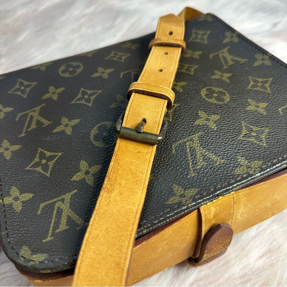 🟥 SOLD! Louis Vuitton Cartouchiere MM Monogram Crossbody Bag - Picture 11 of 17